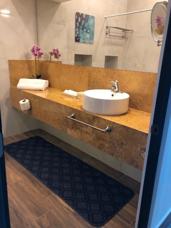Sky Inn Hotel - Cancún Eksteriør billede