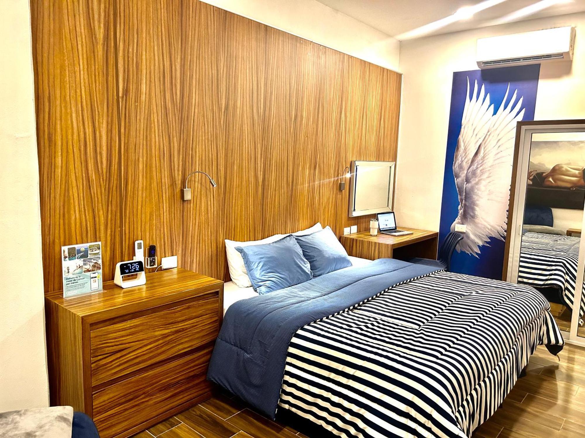 Sky Inn Hotel - Cancún Eksteriør billede